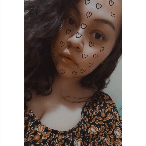 Meet your Posher, Jenn - Picture 1 of 1